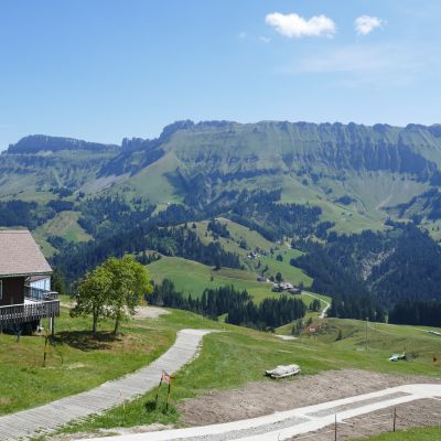 116 Mit Blick auf die Schrattenfluh 